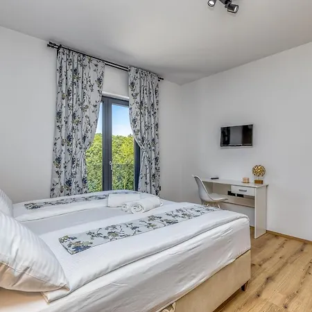 Nona Villa Kringa